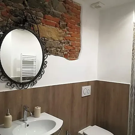 Antilia Bed & Breakfast Busca