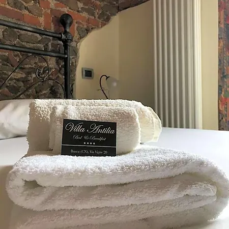 Antilia Bed & Breakfast 3*