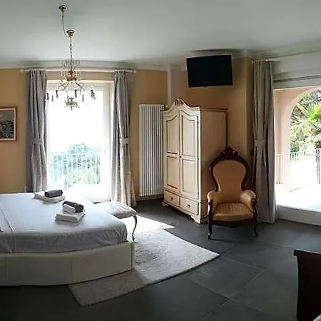 Antilia Bed & Breakfast 3*