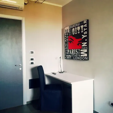Oda ve Kahvaltı Antilia Busca